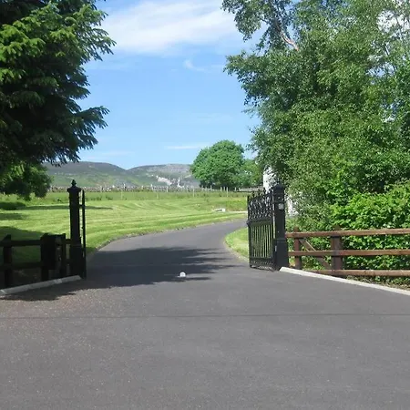 Peaceful, Scenic Family 斯莱戈