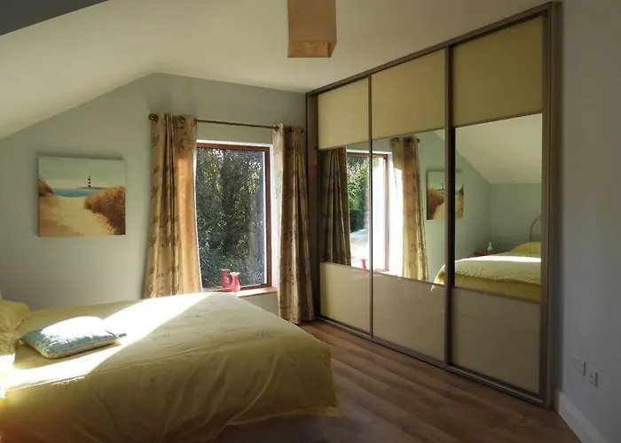 Peaceful, Scenic Family *