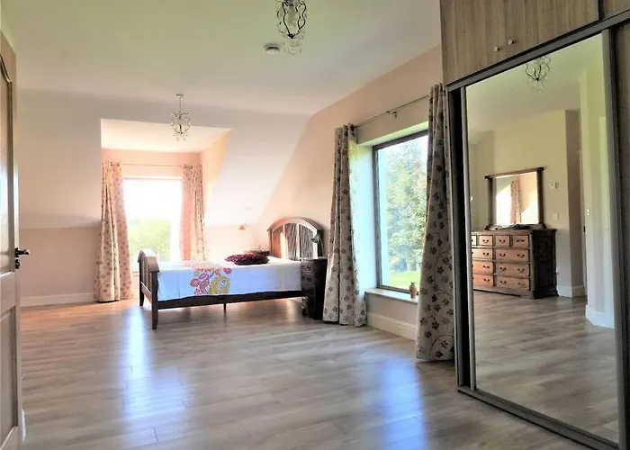 Peaceful, Scenic Family Semesterbostad *