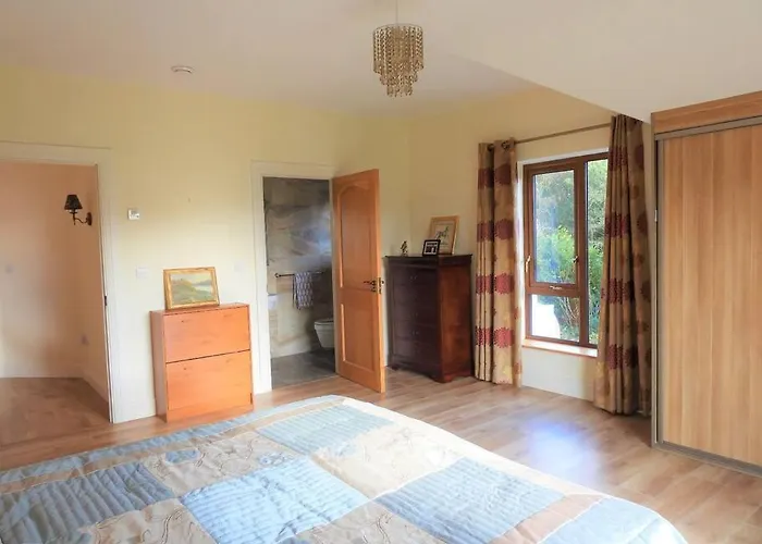 Peaceful, Scenic Family